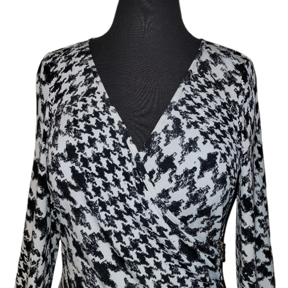 Guess zip detail faux wrap houndstooth fitted dress size 4 - Picture 3 of 11